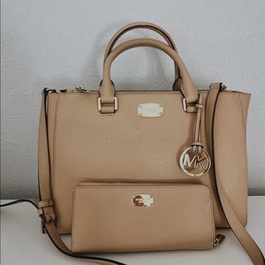 Michael kors handbag